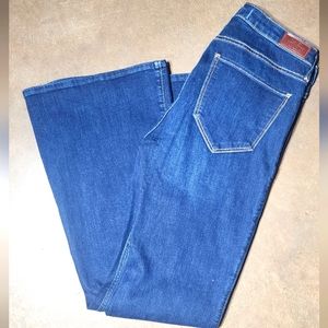 Hollister flare jeans nwt